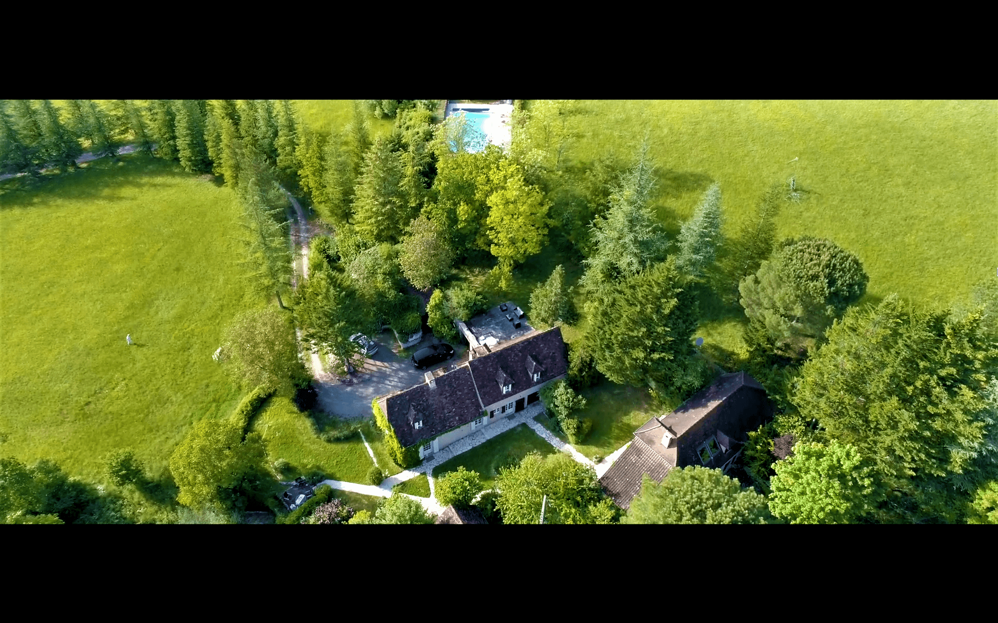 Vue aérienne de la propriété