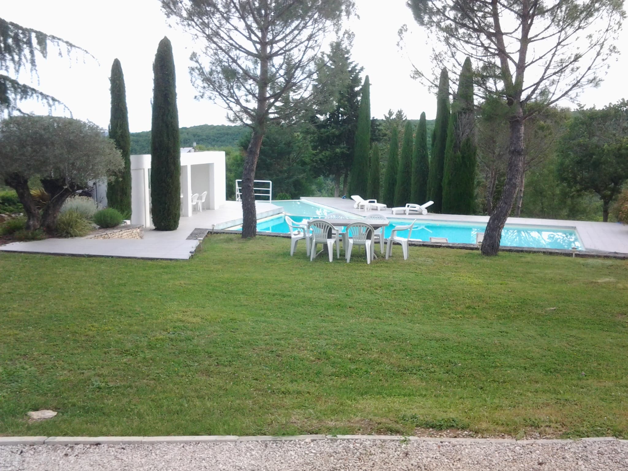 PISCINE VUE FACE