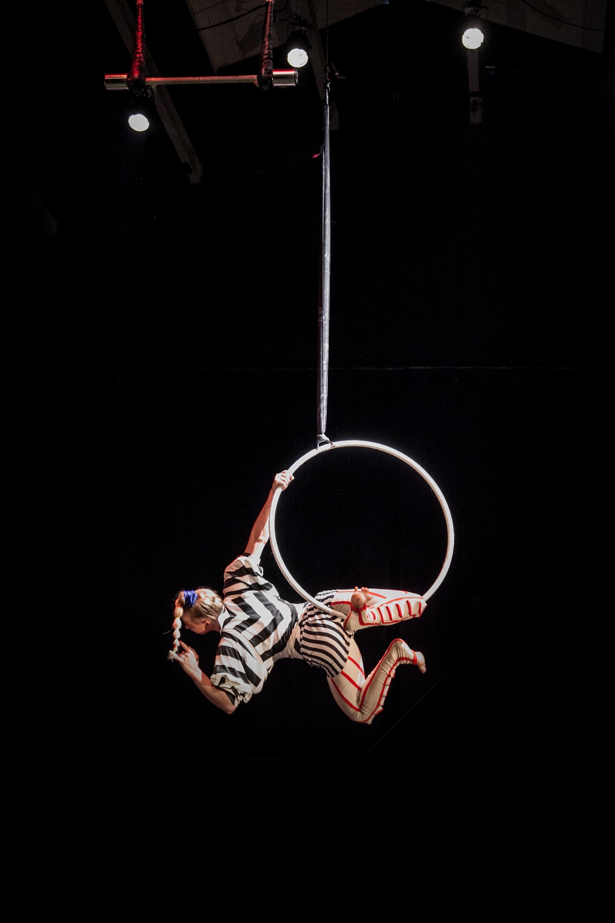 kerttu-aerial-hoop-2441849