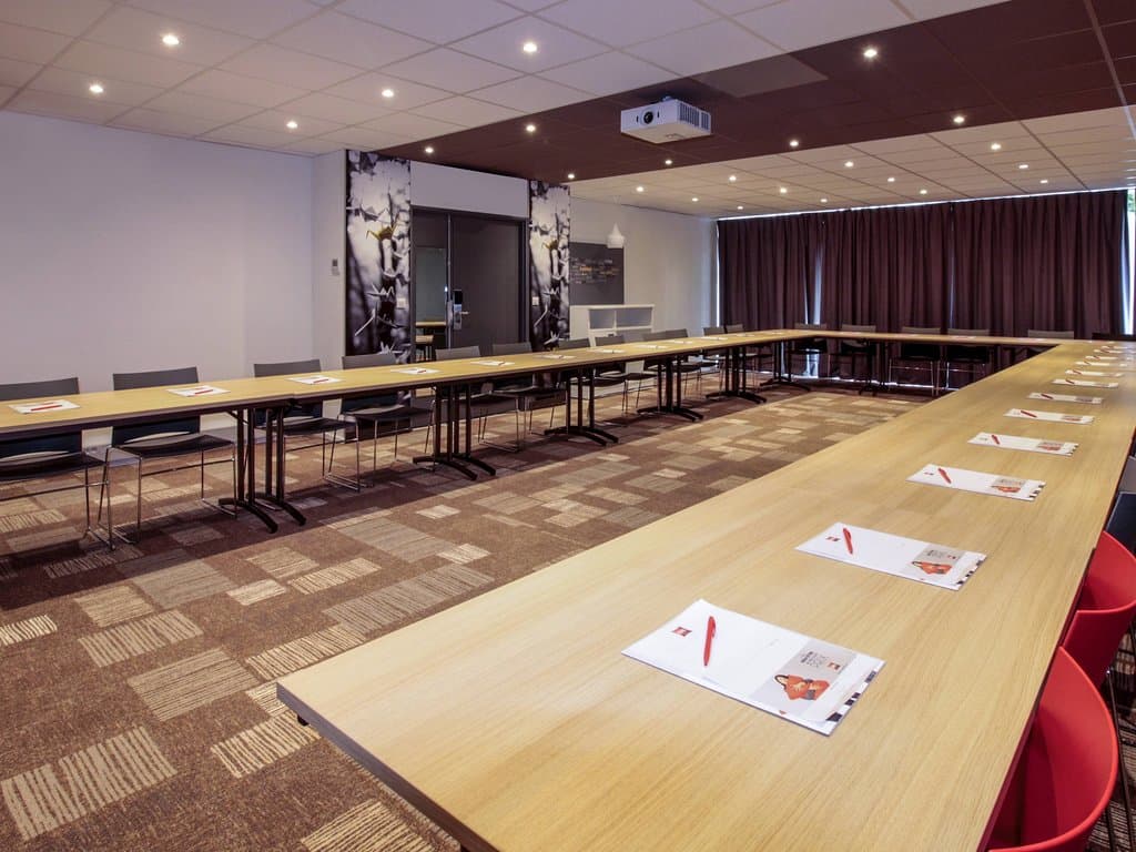SALLE DE SEMINAIRE