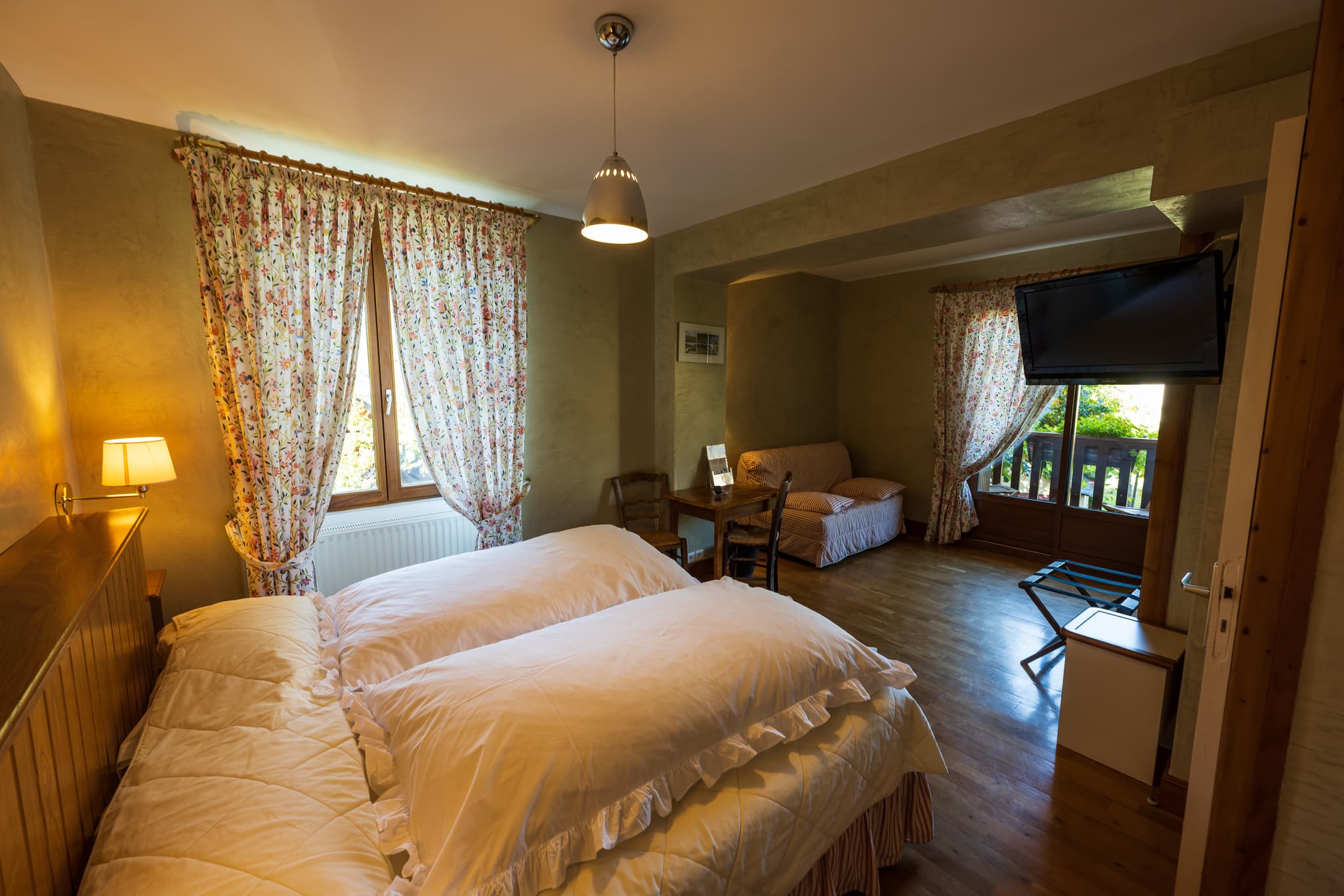Chambre hotel cocures près de florac