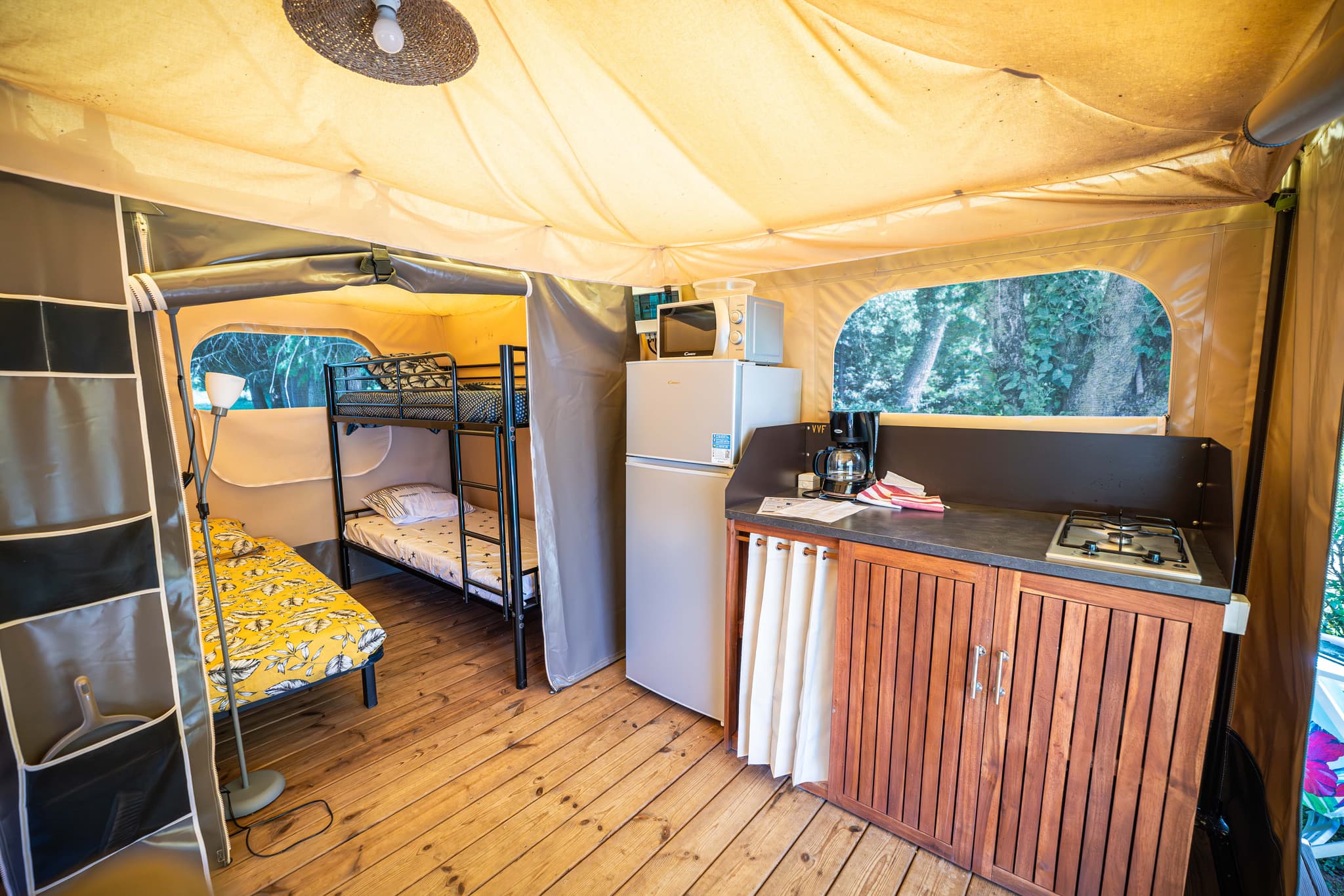 Cuisine tentes lodges