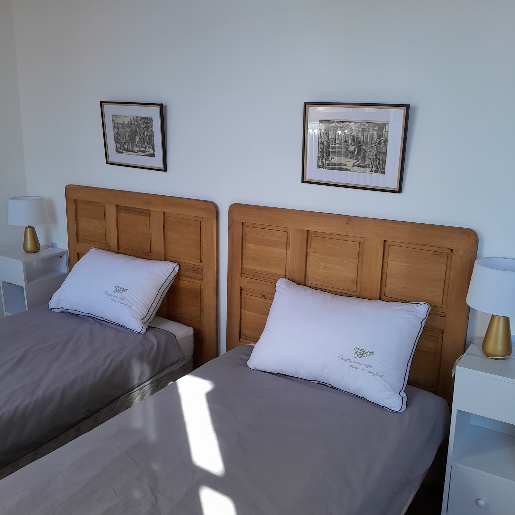 CHAMBRE 2 LITS 90
