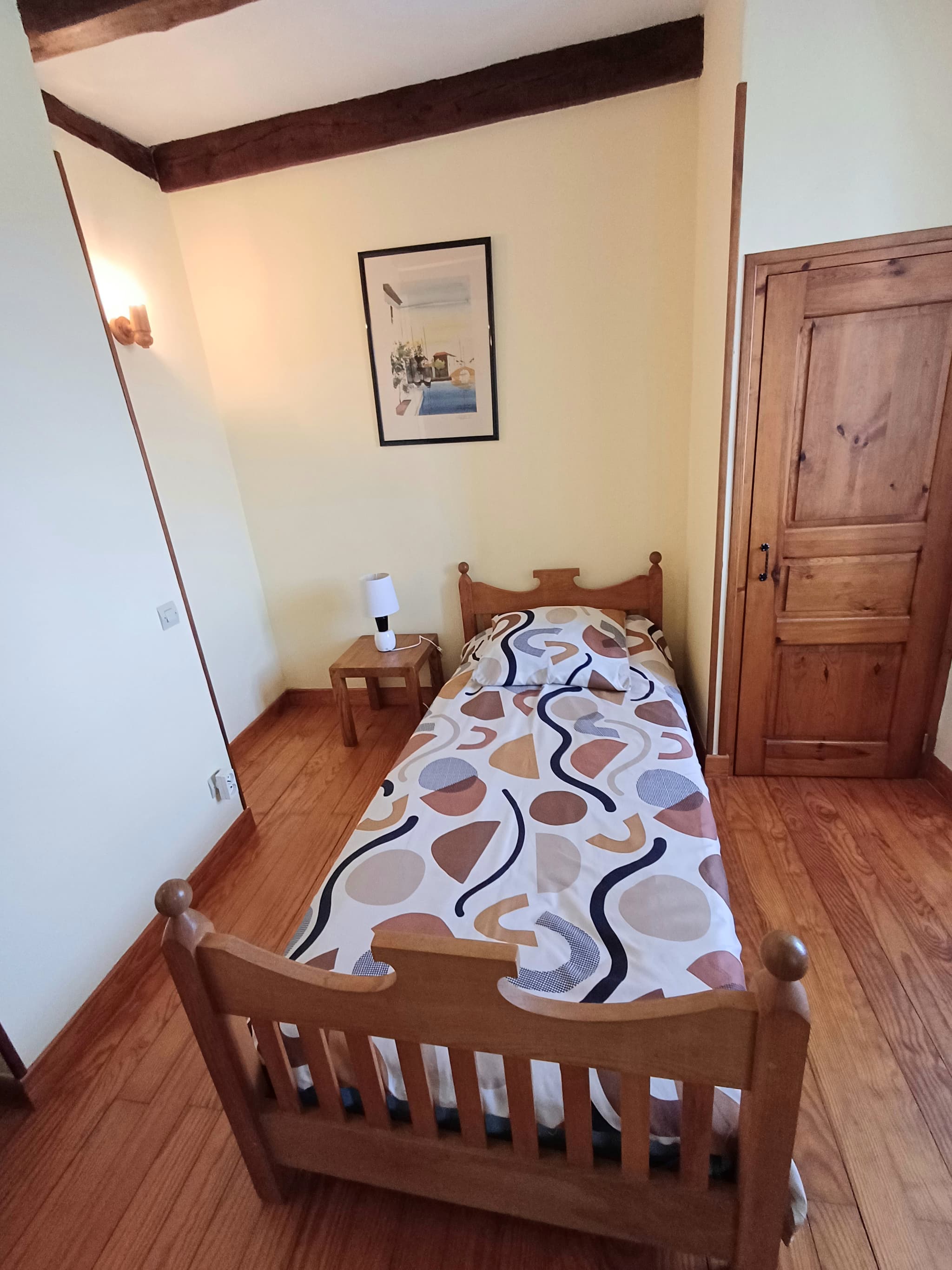 Chambre 2 _ Gîte Les Lilas du Sauveterre à Recoules de l'Hom (2)