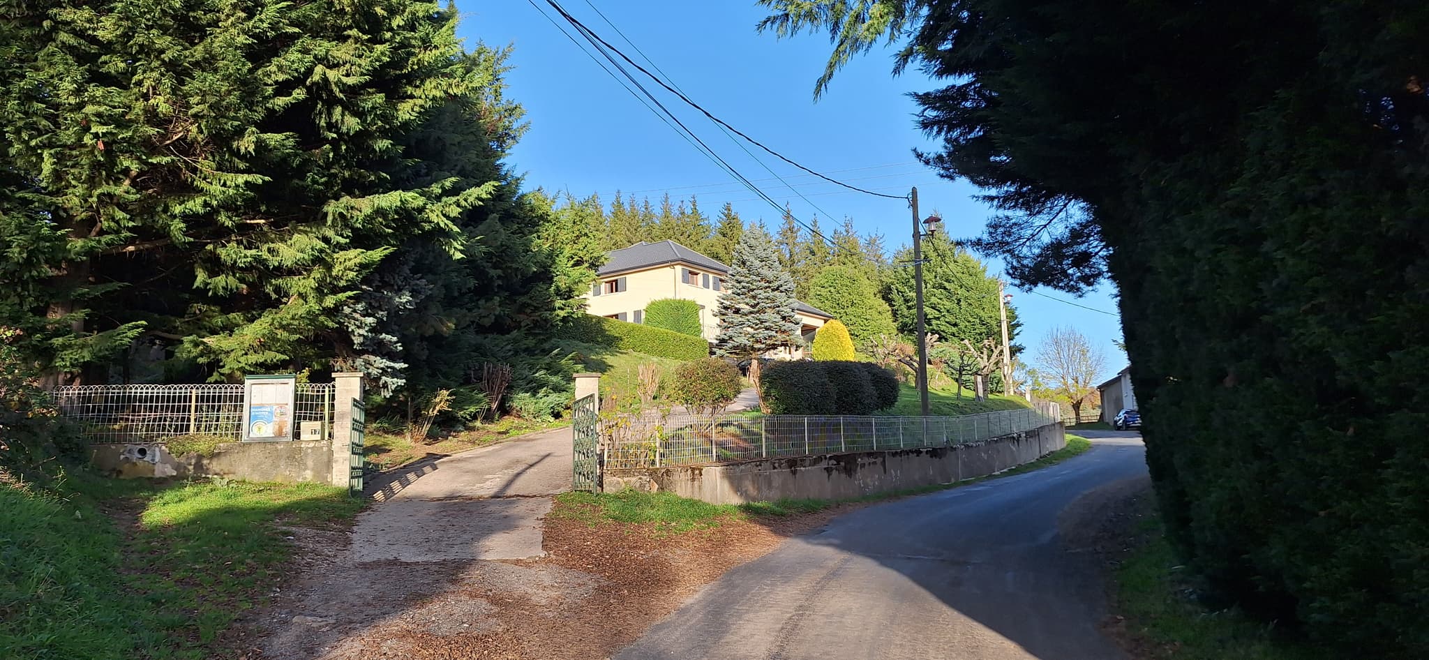 Villa des Sources - Entrée de la Villa