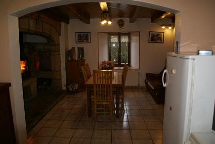HLOLAR0480009742_02