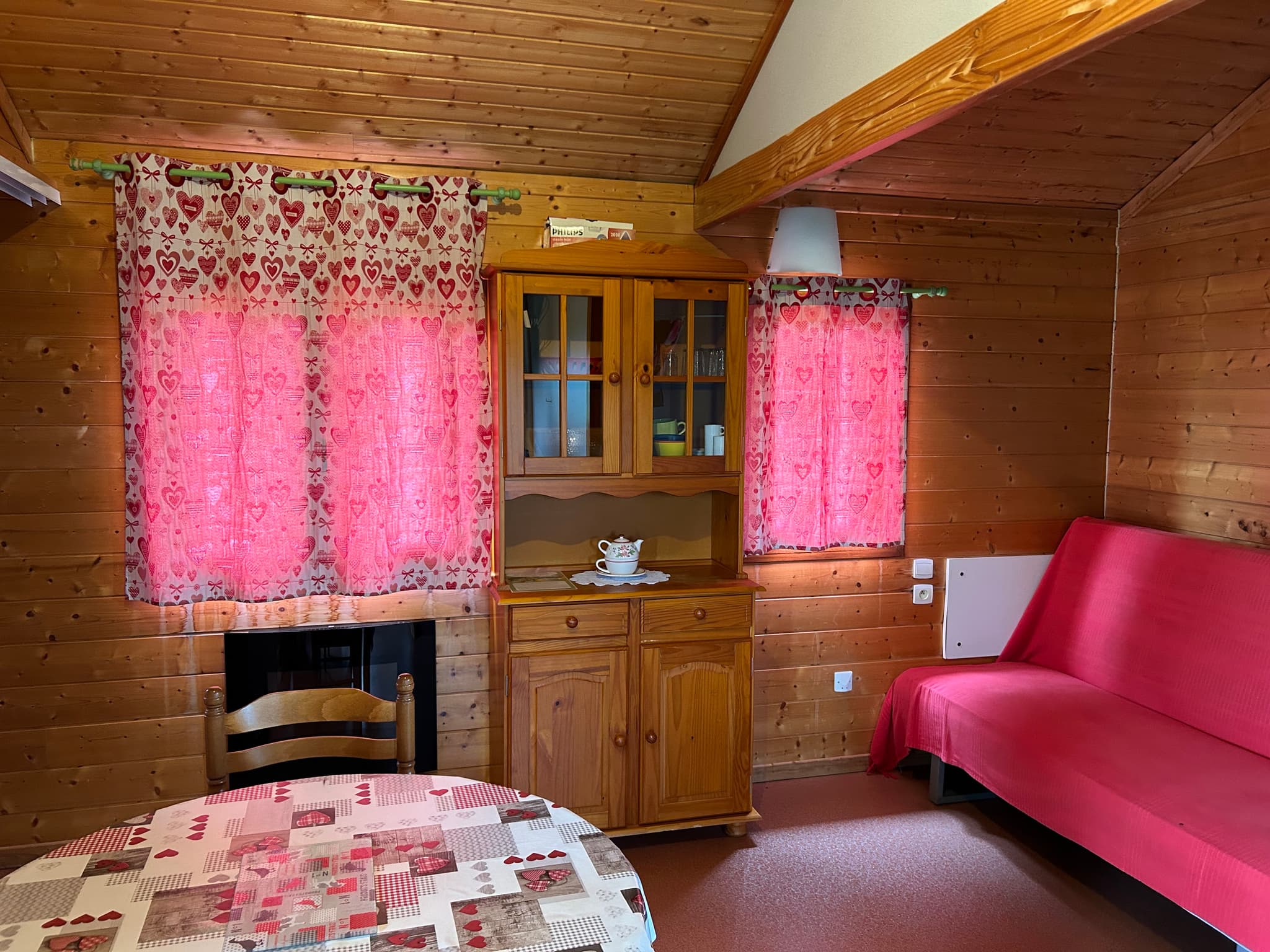 Salon petit chalet