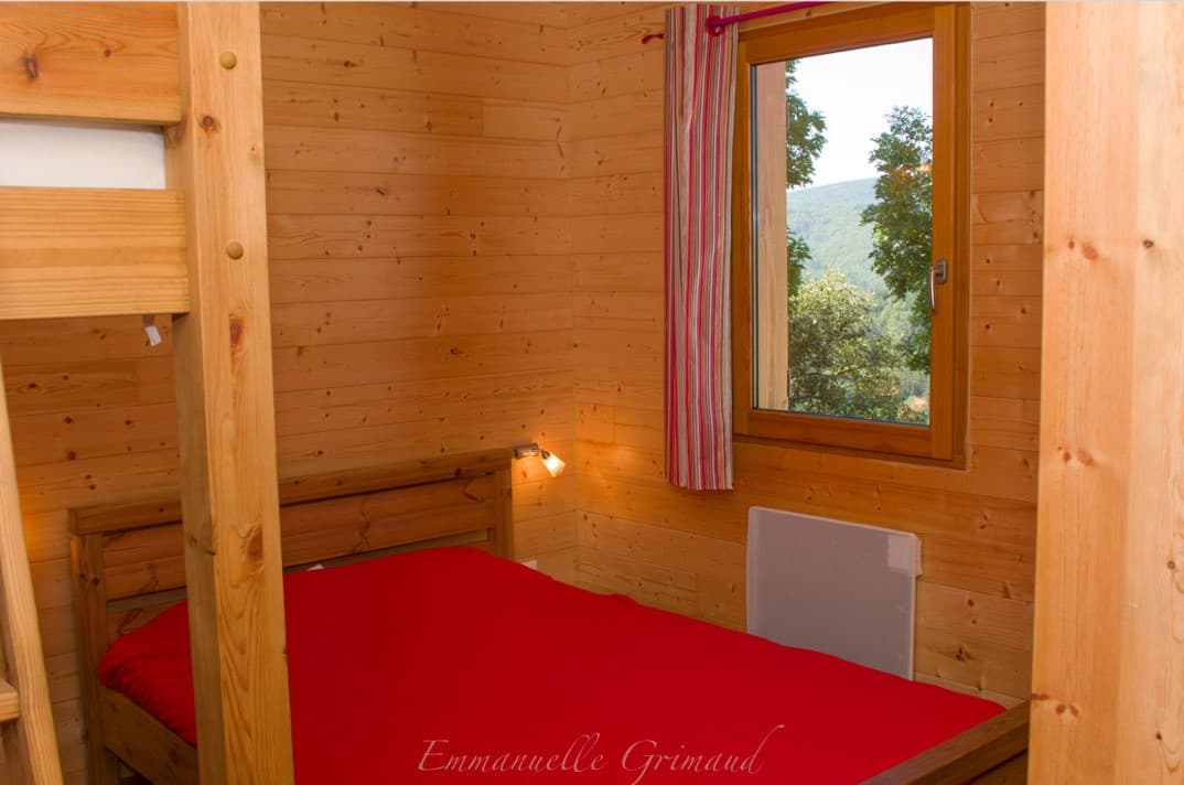 Chambre grands chalets La Tchourette 1
