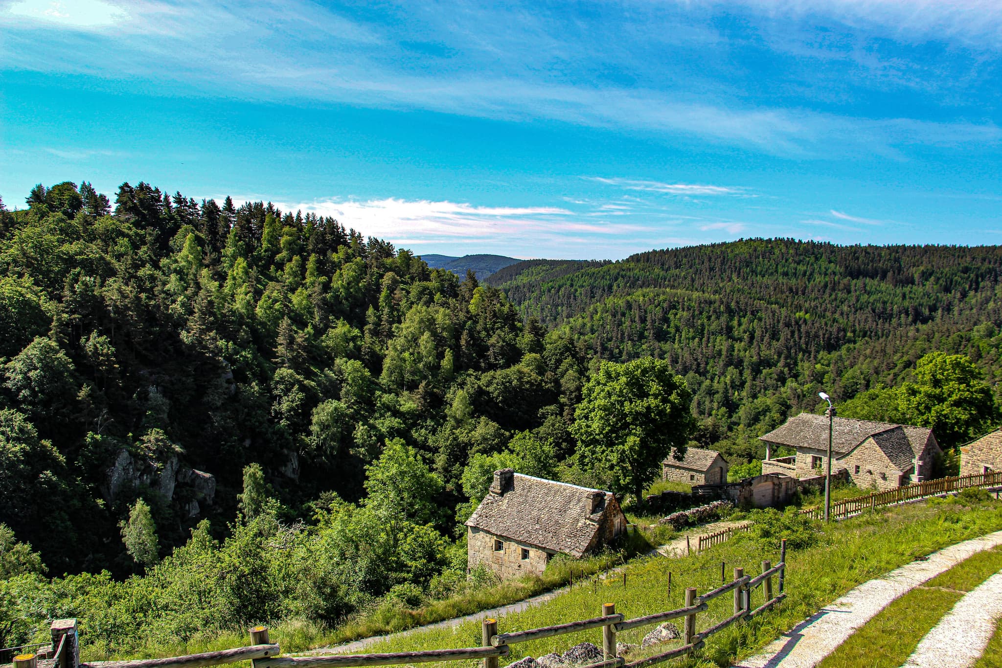 Vue Arzenc d'Apcher