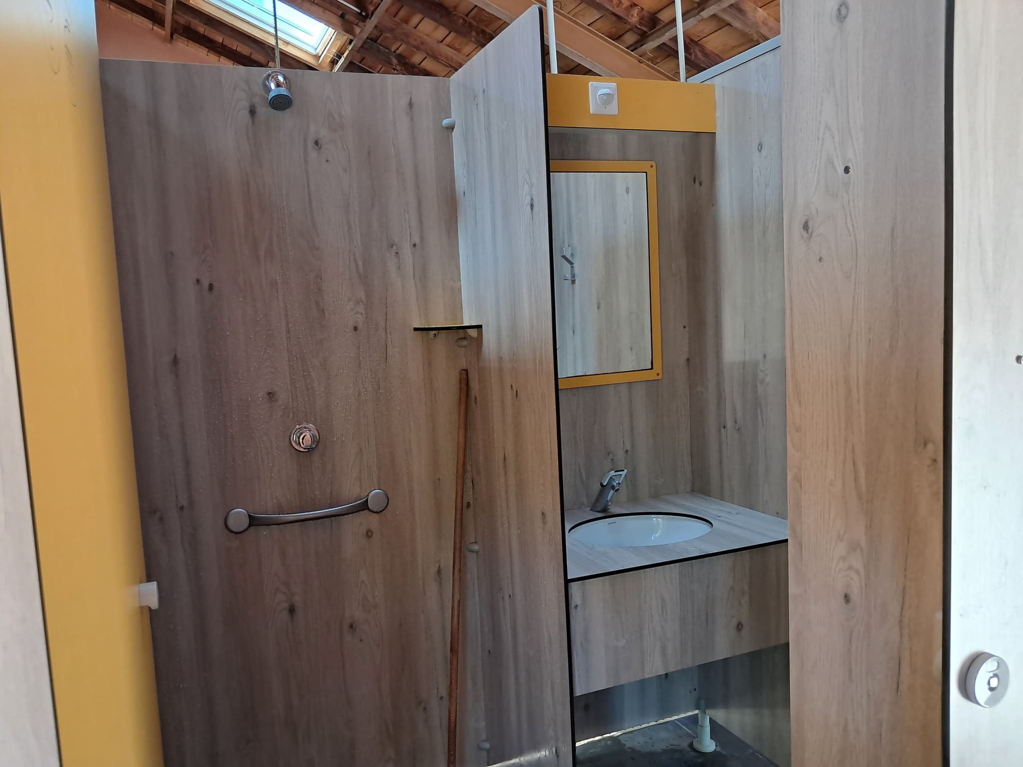 Cabine sanitaire