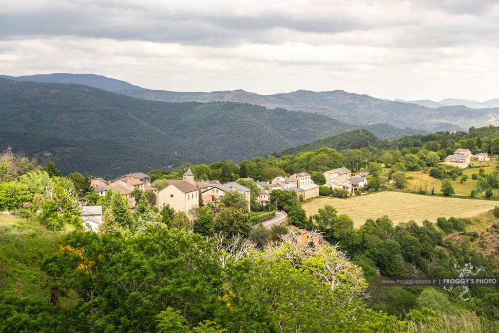 LE POULAILLER DES CÉVENNES - vue sur le village en arrivant de Florac
