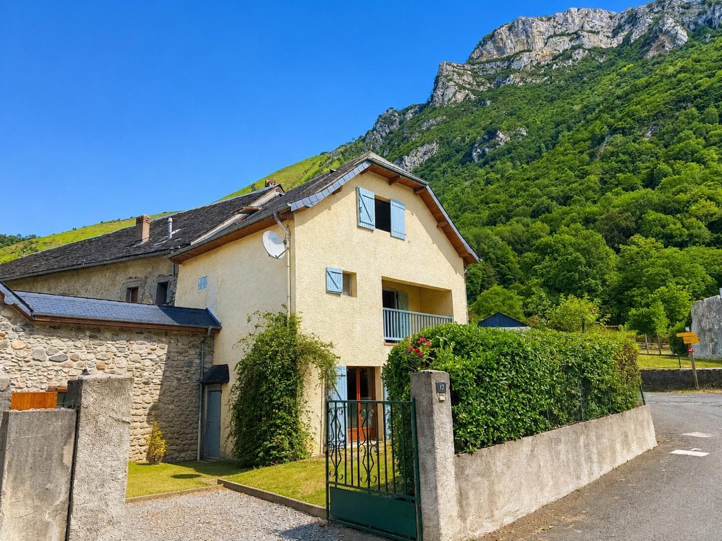 -aste-beon-le-pene-de-beon-pyrenees-bearn--ref--G1121033