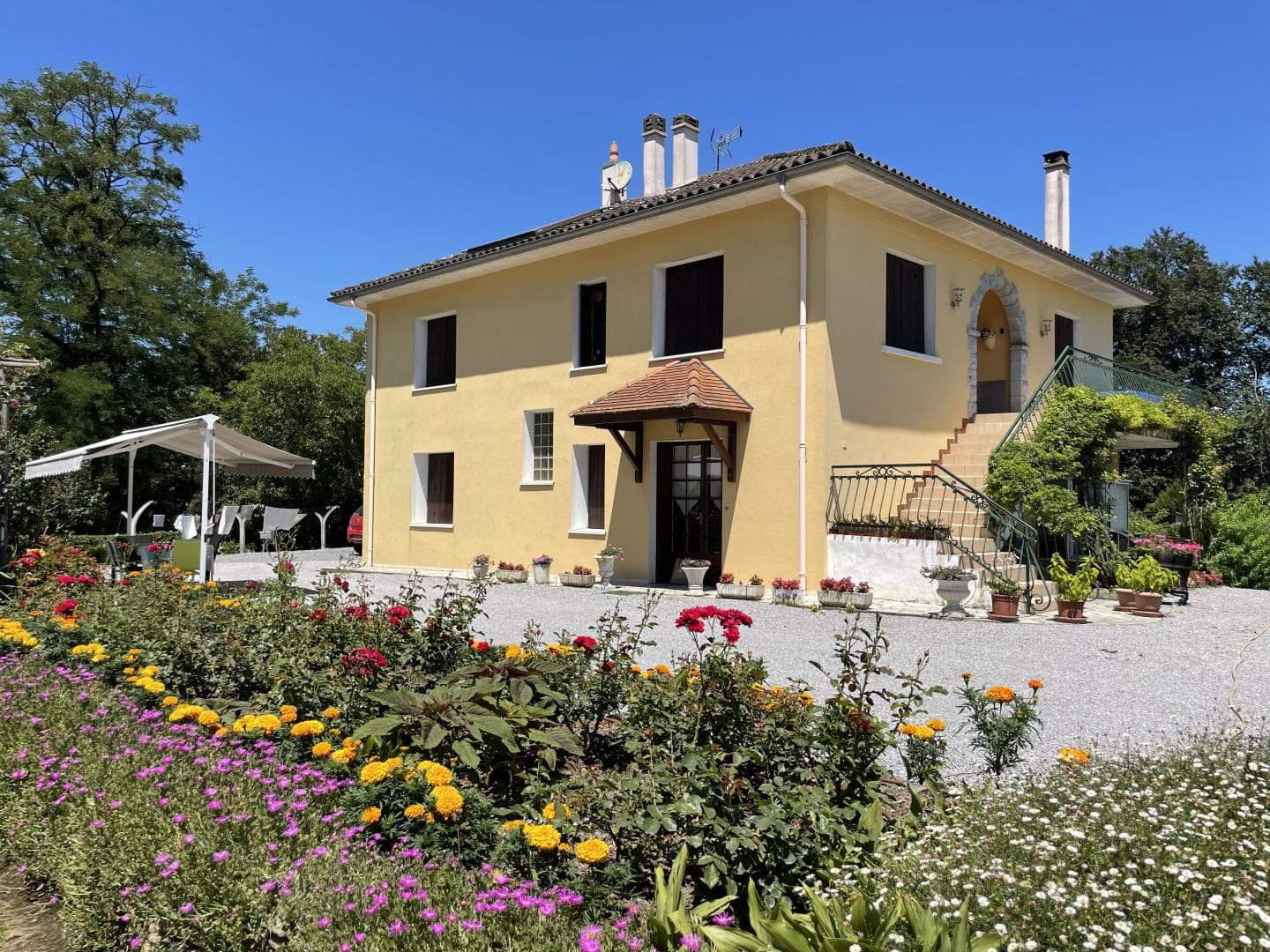 -sus-jardin-fleuri-pau-pays-bearn--ref--G1221353