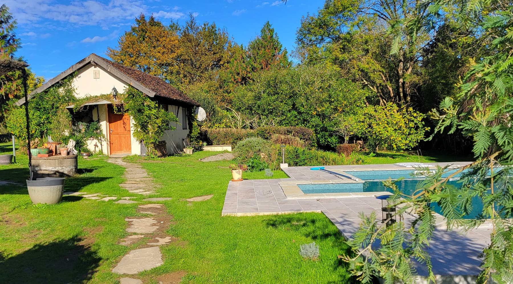 Maisonnette à la campagne