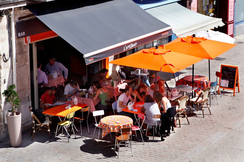 Le bar-restaurant "L'arrOsoir" à Niort