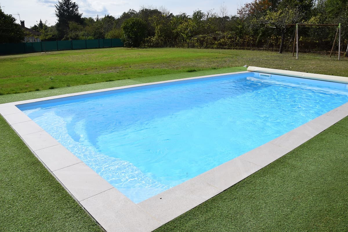 14-Merlen-Fougeau-piscine-jardin