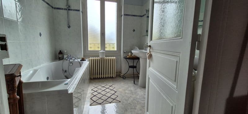 15 SALLE DE BAIN