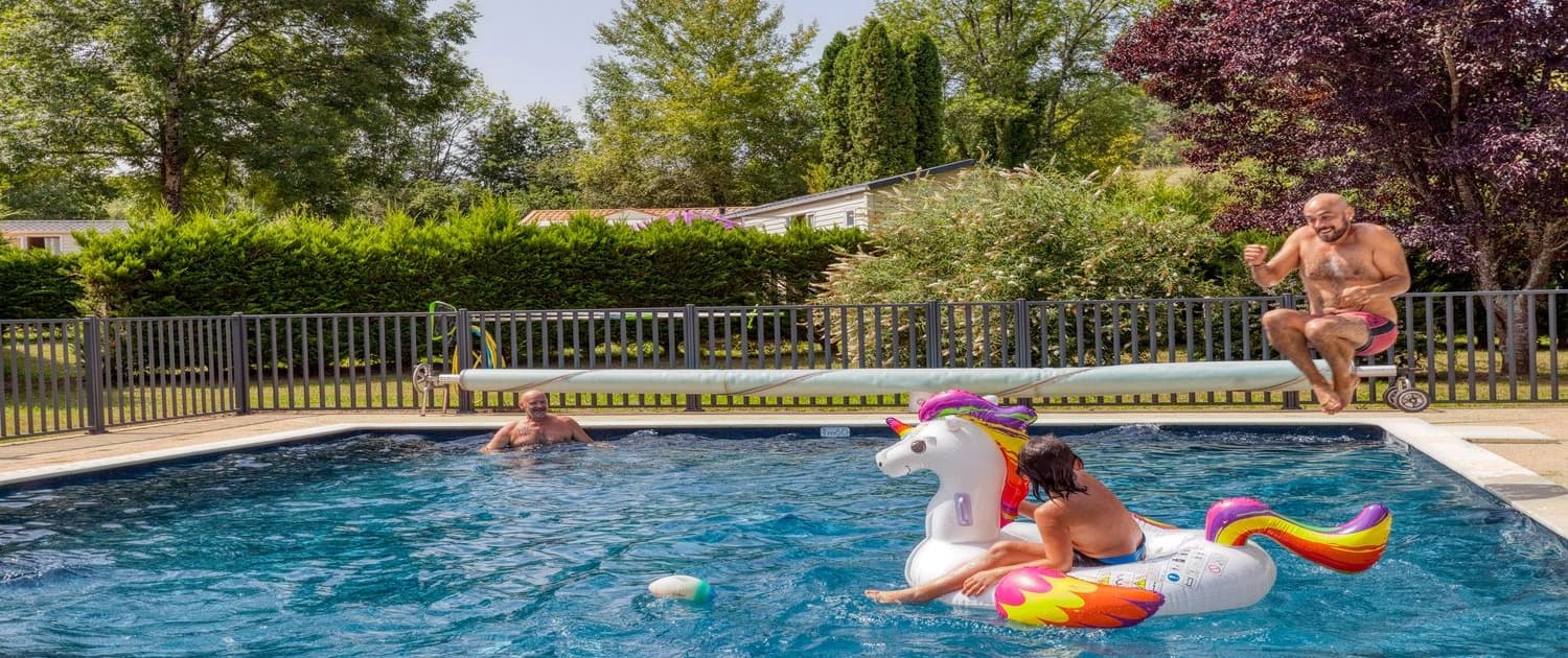 CAMPING LE PONTILLOU-piscine