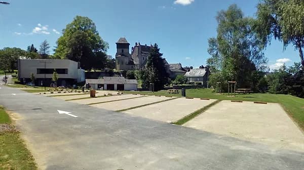 Aire d'accueil de camping-cars de Sainte Fortunade_1
