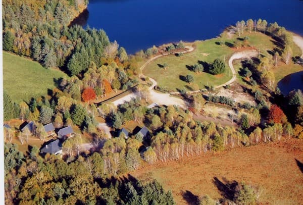 Hameau de gîtes Etang Prévot Vue aérienne_1