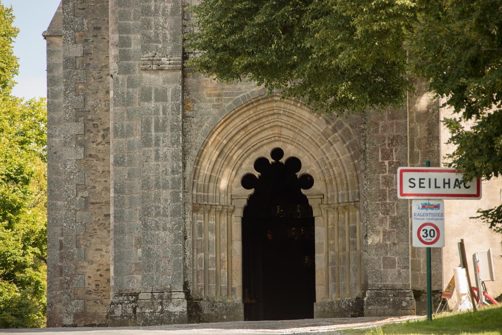 Seilhac l'église_1