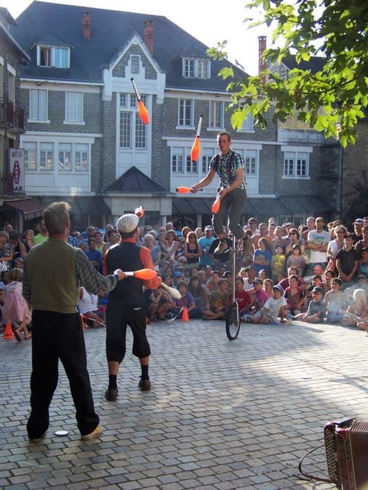 Festival des arts de rue, sur la route d'Aurillac_1