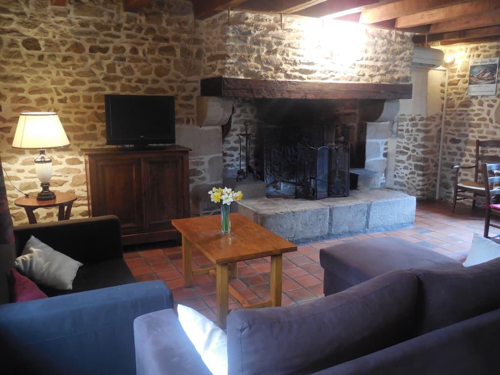 CHez Marie-France Dalot