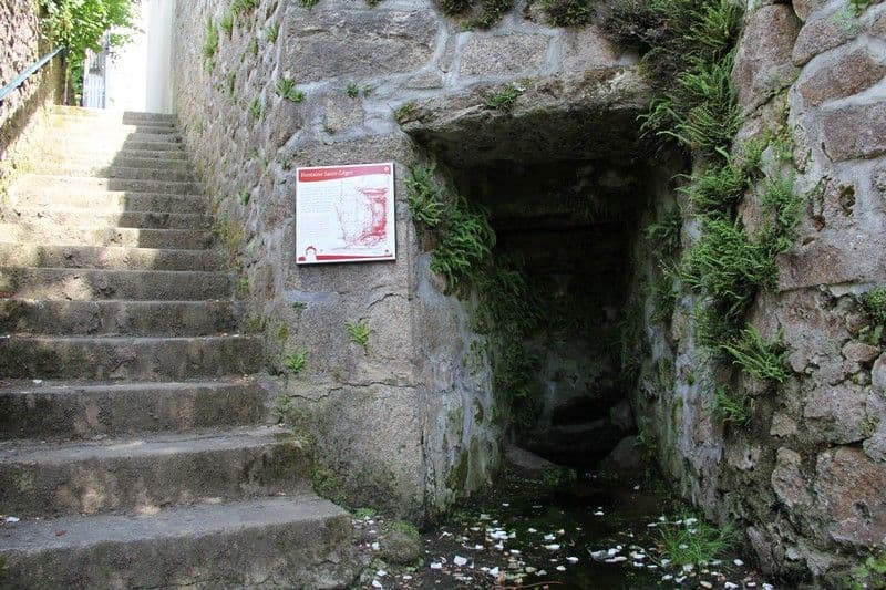 Fontaine Saint-Léger_1