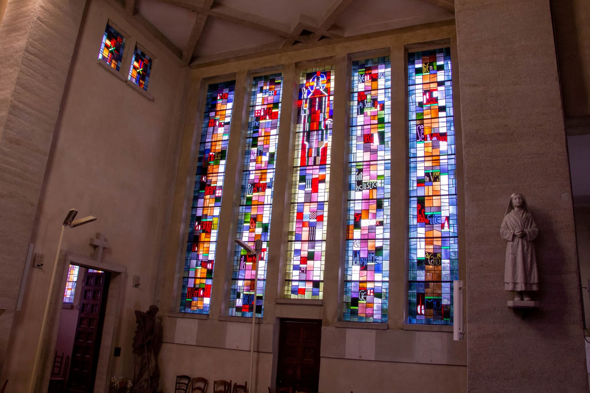 Vitraux chigot - église du Nouvel Oradour_3