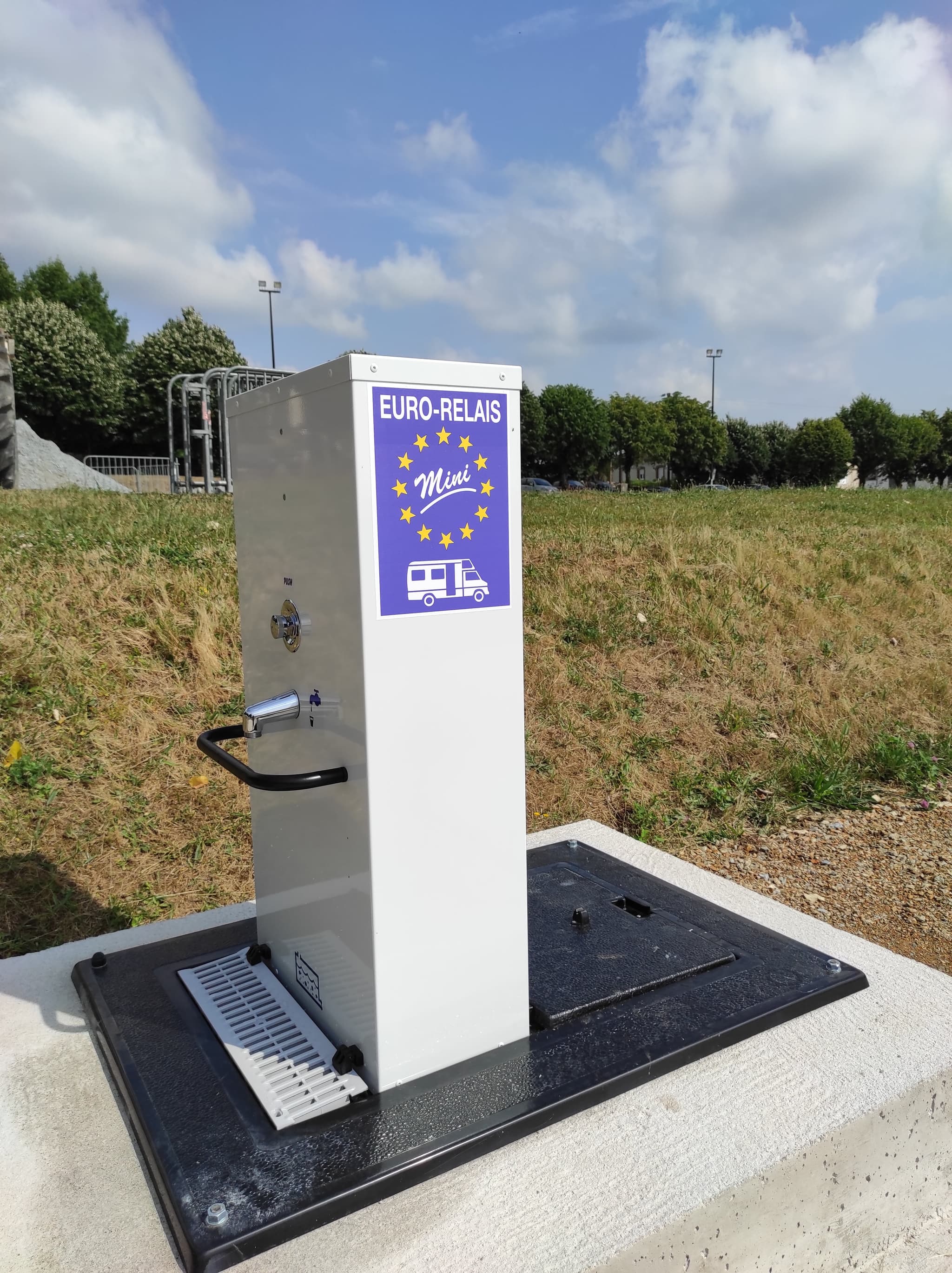 Aire de services de camping-car_3