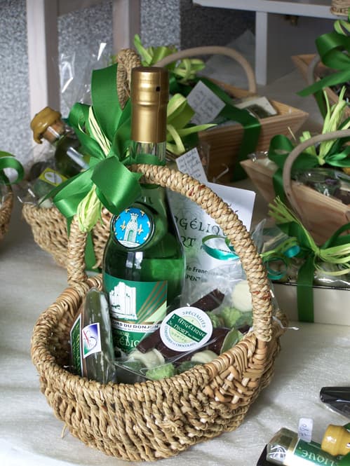 Un panier à base de produits à l'angélique
