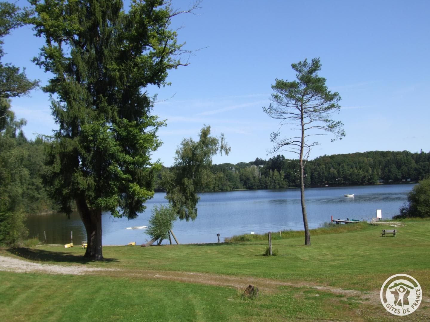 Les Chalets du bord du lac_12