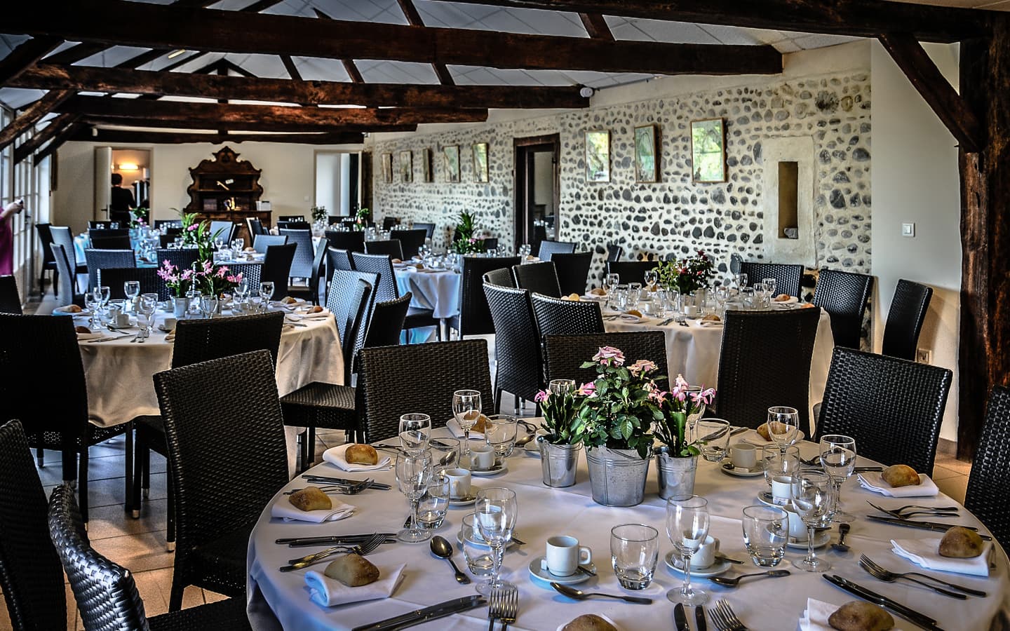 Domaine du Cinquau - Artiguelouve - les tables 2