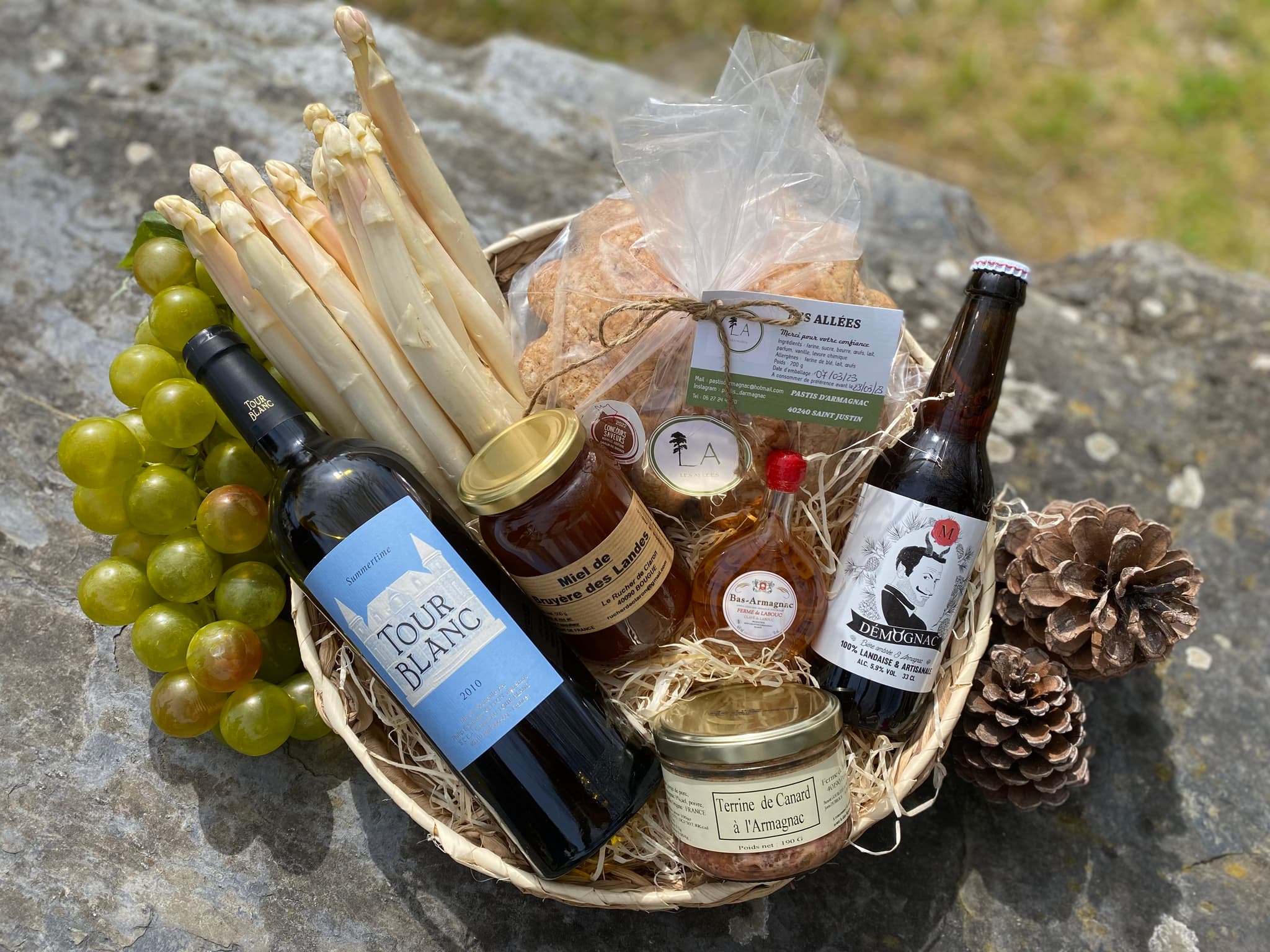 2023 - STJUS - Panier gourmand - ©Fantaisies Gasconnes.