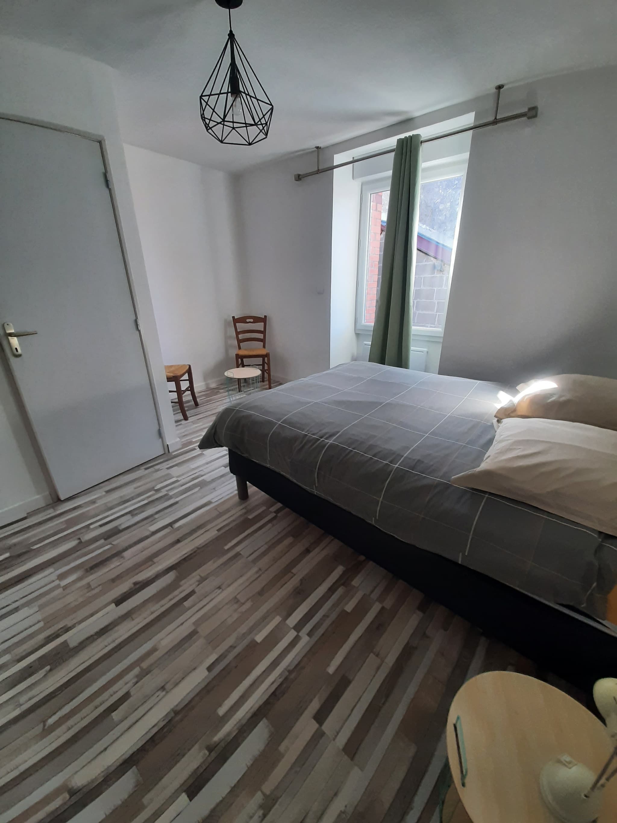 Gîte à Saint-Secondin_Chambre côté courette_3