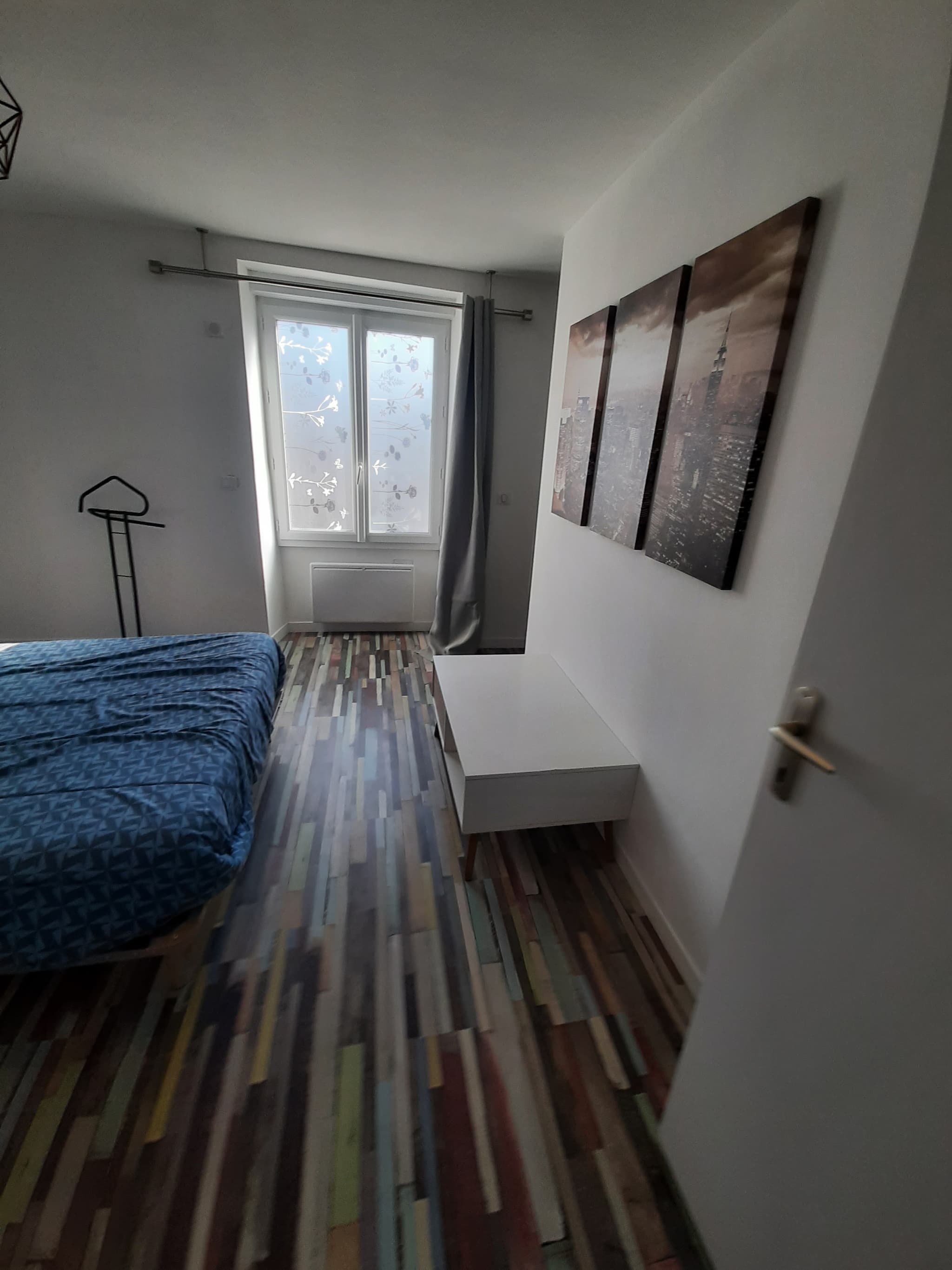 Gîte à Saint-Secondin_chambre côté rue_4