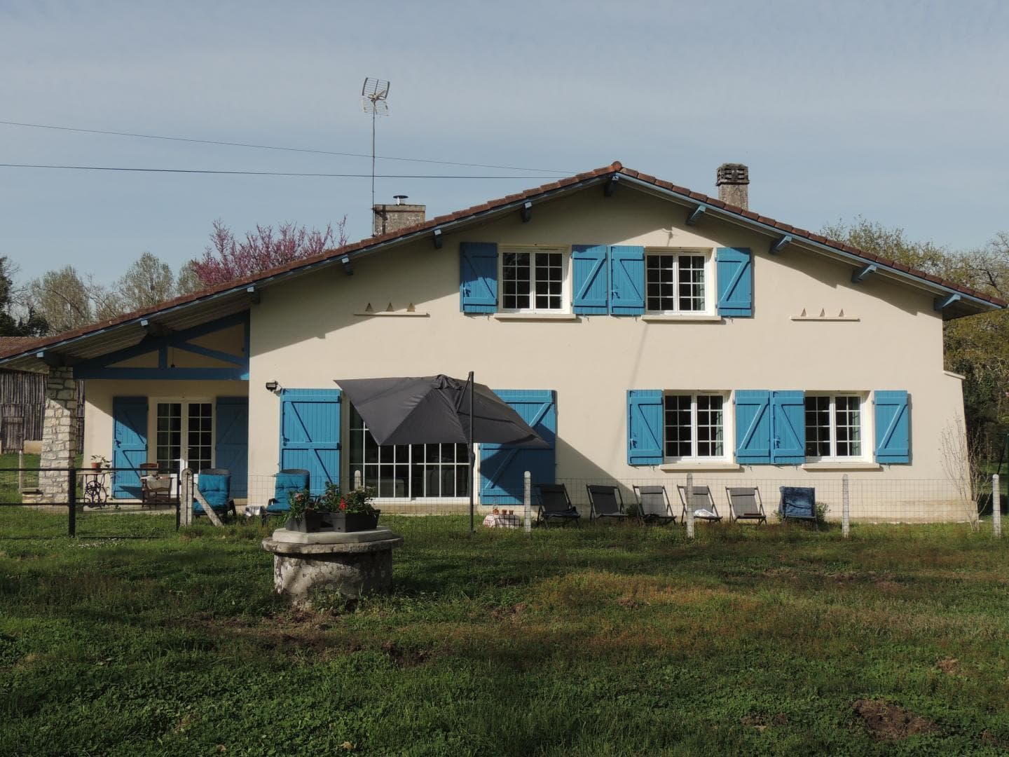 2025 - STJUS - Gîte du Mouta - Extérieur - ©Gîtes des France
