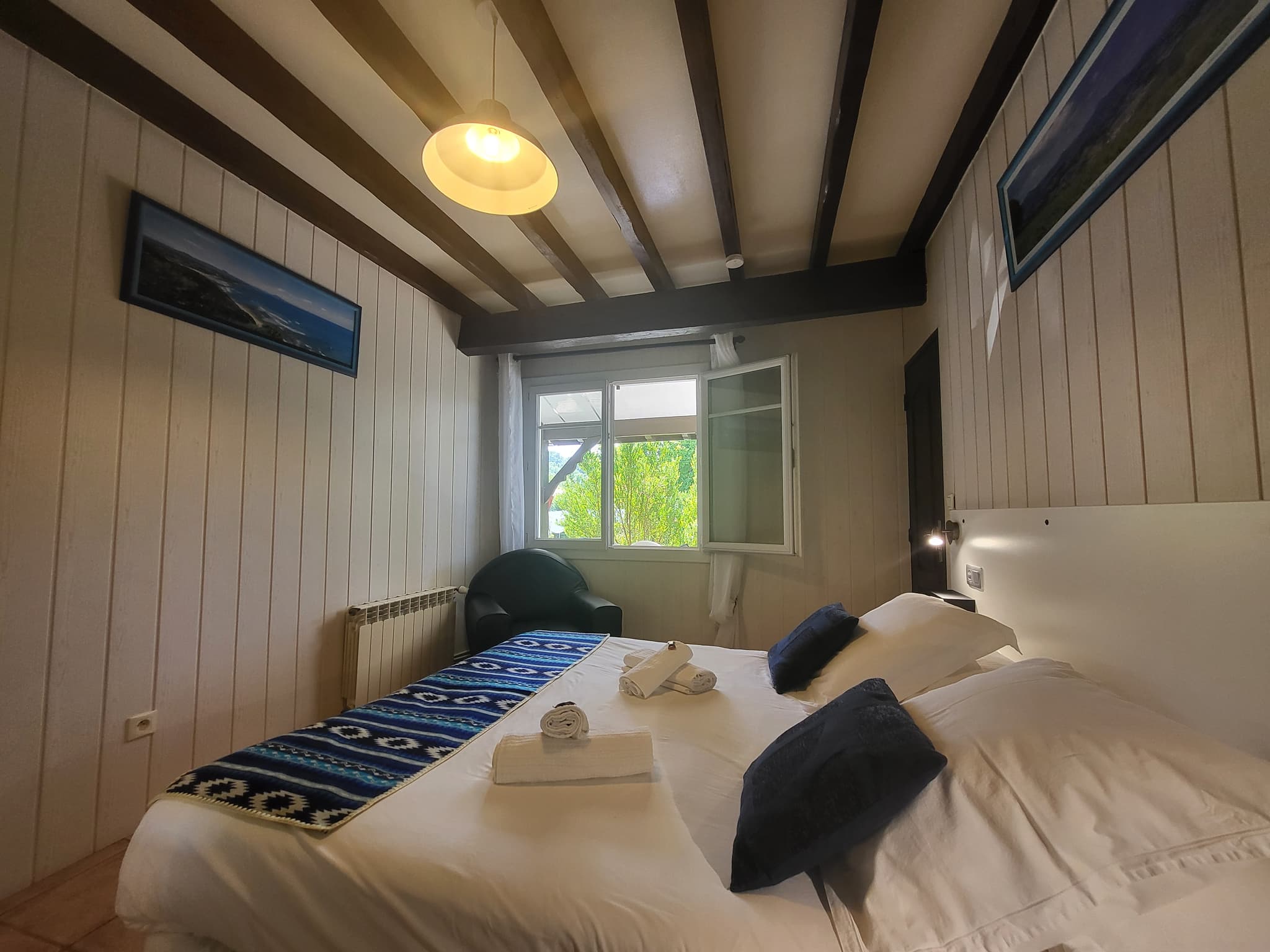 CHAMBRE # 1