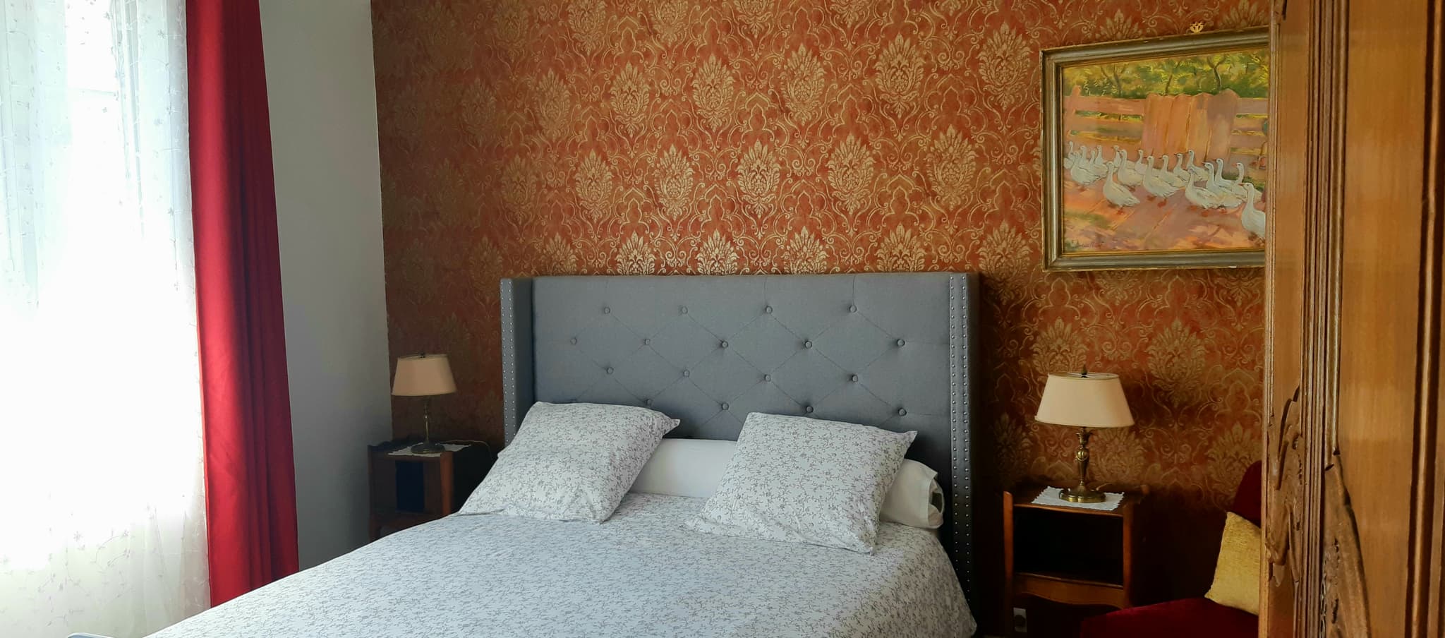 "Belle époque" (lit 160 Sallle de douche privative attenante )