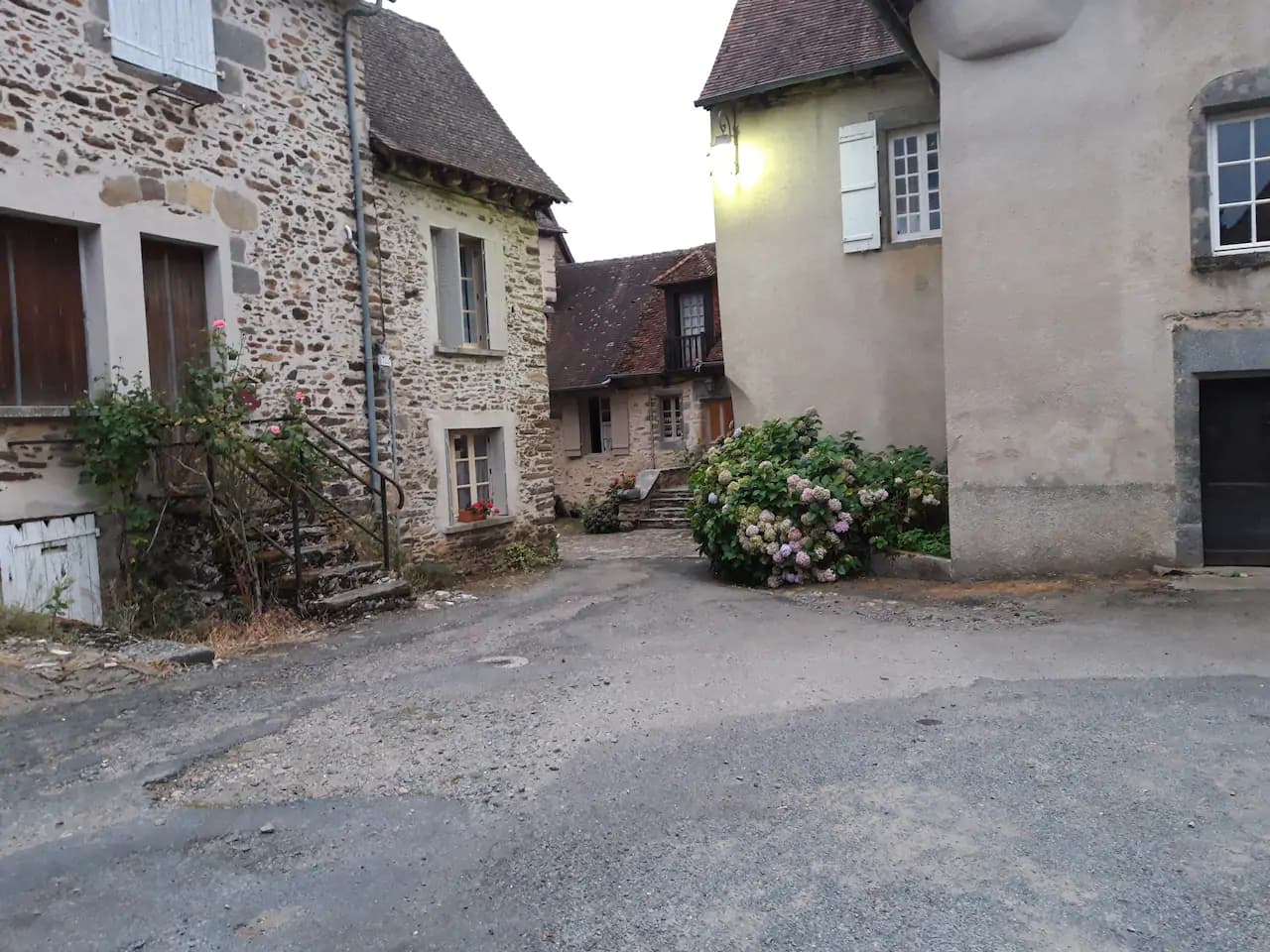 meublé location la maisonnette de ségur le château_1