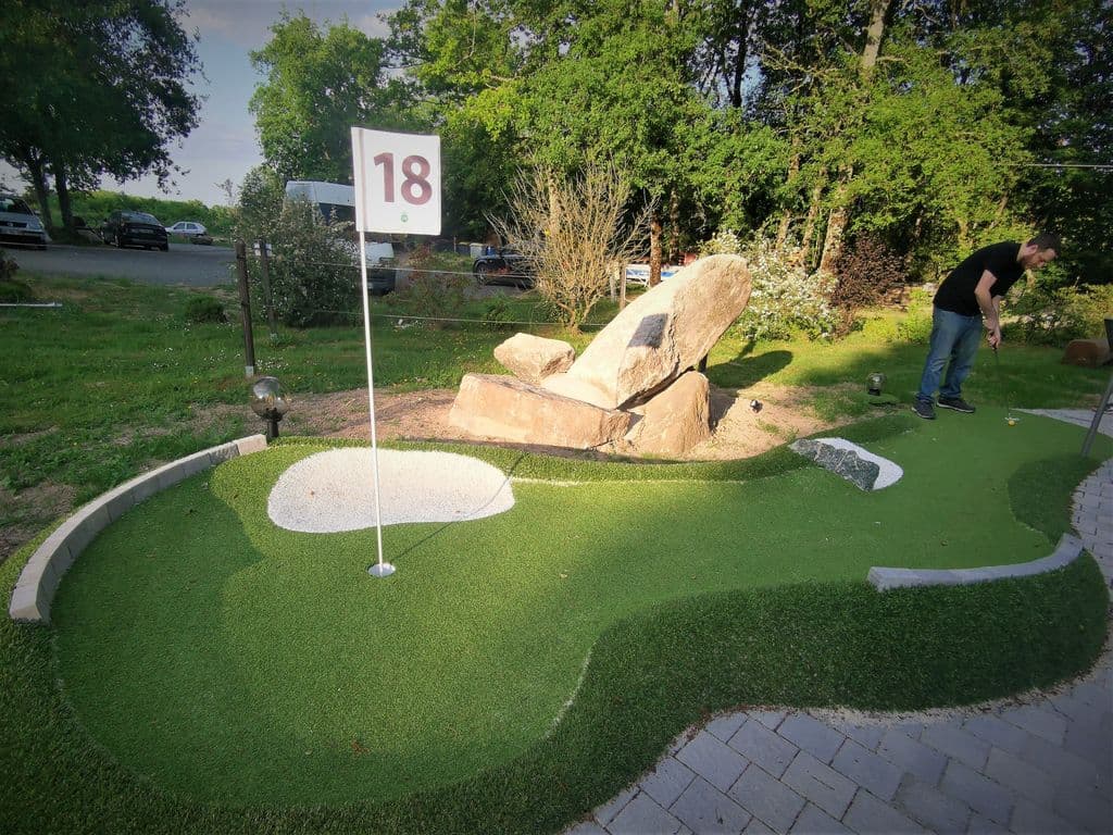 Mini-golf paysager du Chalet des Pierres Jaumâtres_1