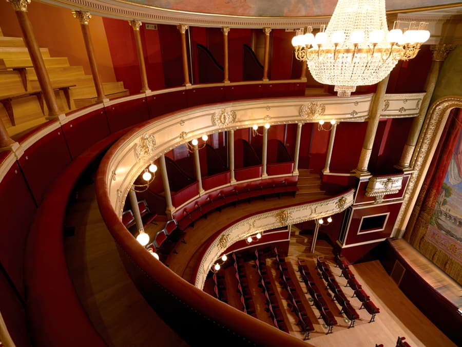 Intérieur du théâtre_2