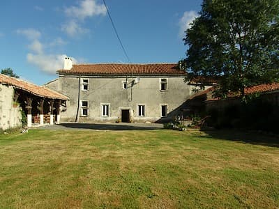 la foret sur sevre-la ferme fortifiee-facade-sit.jpg_1