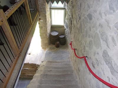 la foret sur sevre-la ferme fortifiee-escalier-sit.jpg_8