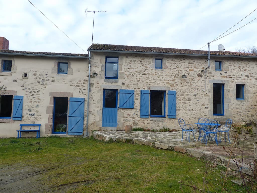 mauleon-chambres-dhotes-la petite vallee-terrassebis-sit.jpg_6