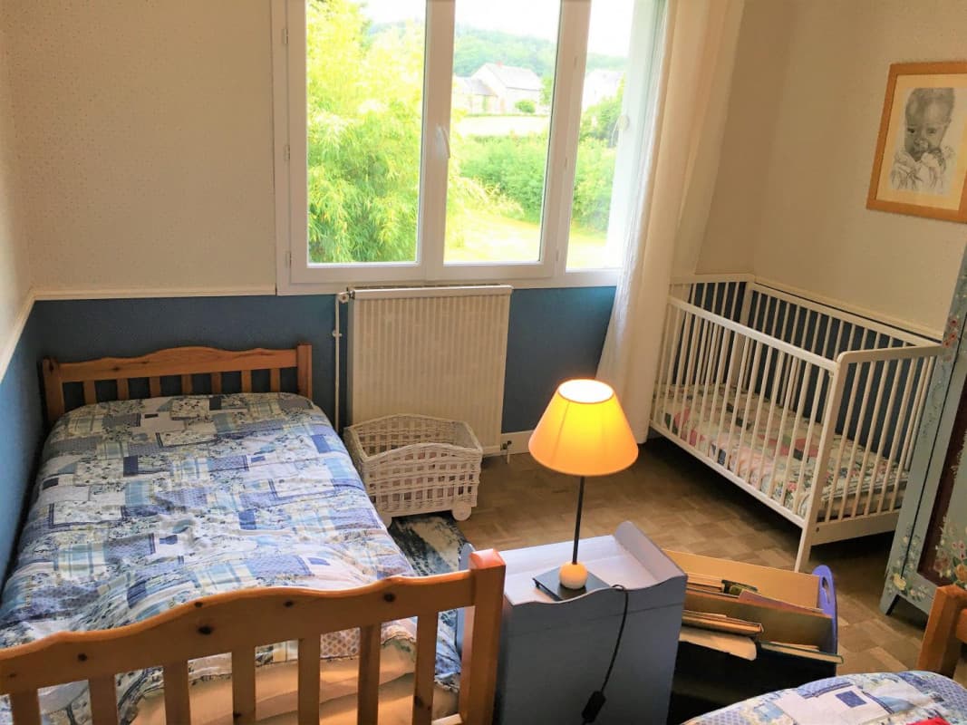 AU VIEUX CHÊNE AU CALME, AVEC ÉTANG DE PÊCHE