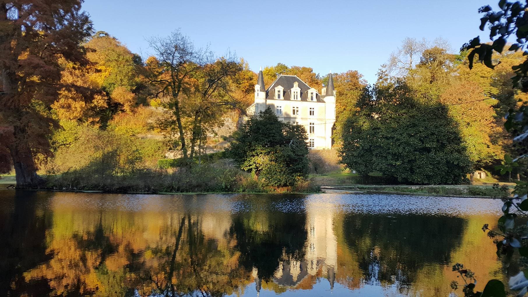 Le Domaine du Château des Loups à Echiré