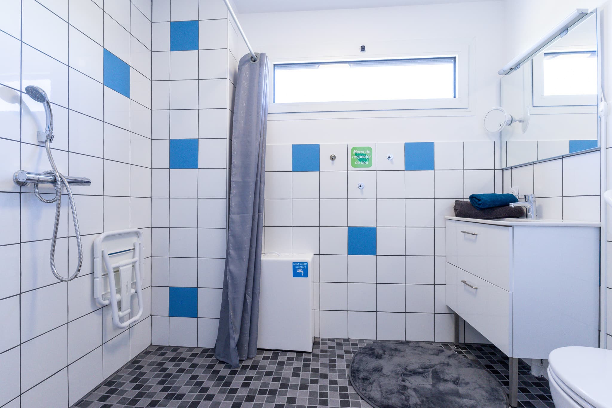 408A8318-HDR