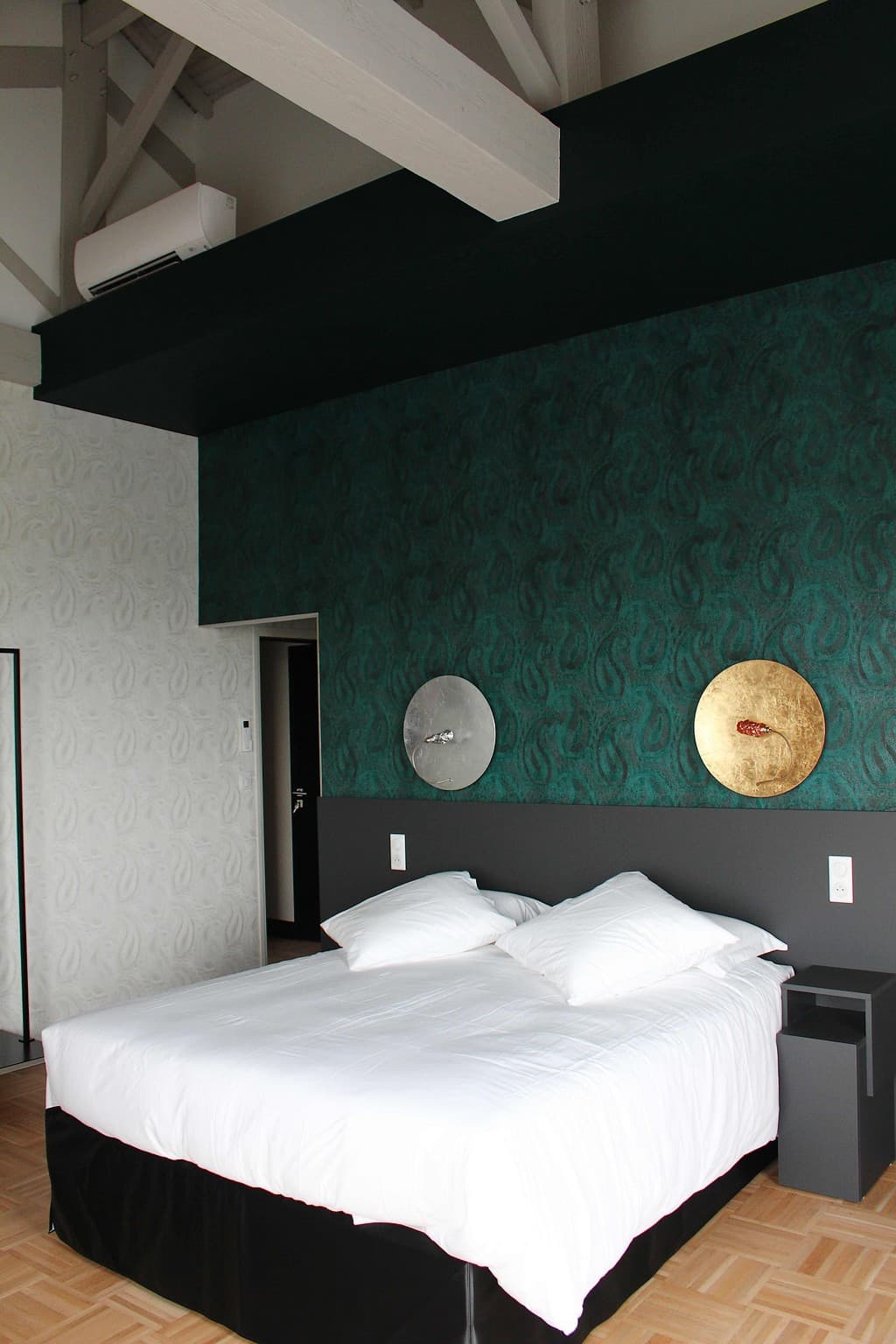 chambres-dhotes-MAISONTOUSSAINT-chambreHEKLA.jpg_4