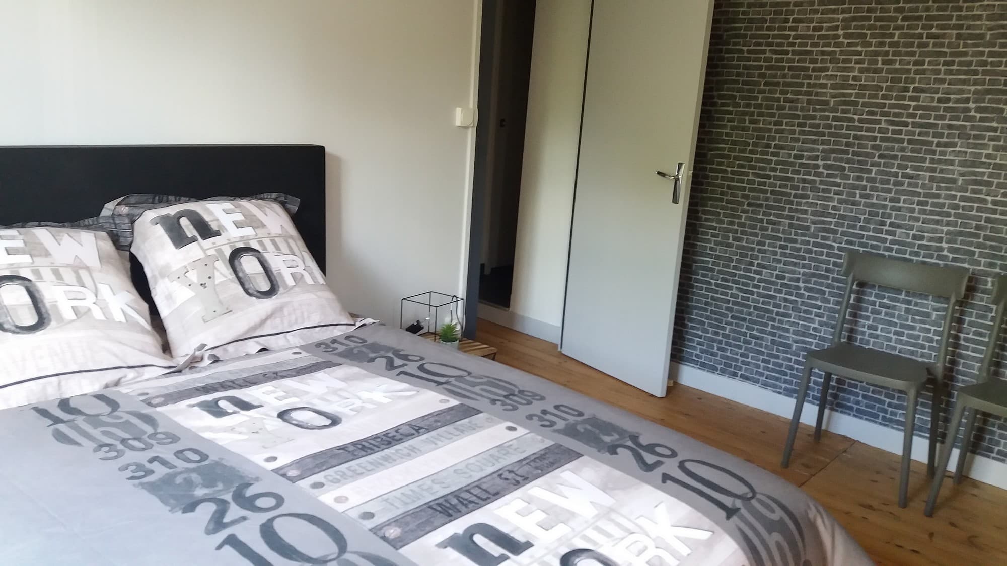 la-chapelle-saint-laurent-gite-de-la-parentiere-chambre2.jpg_3